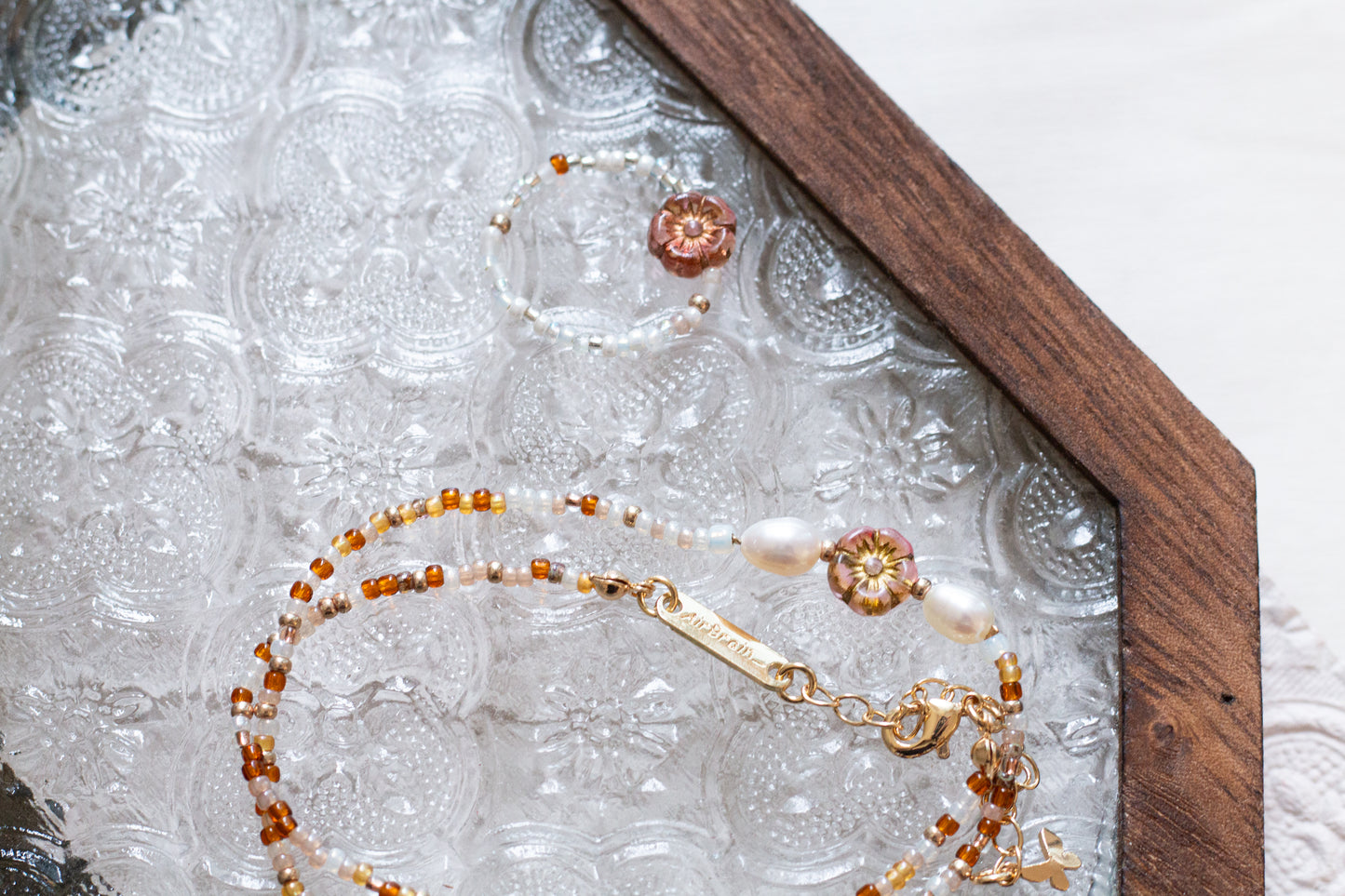 Caramel Coffee | Necklace | Pearl style